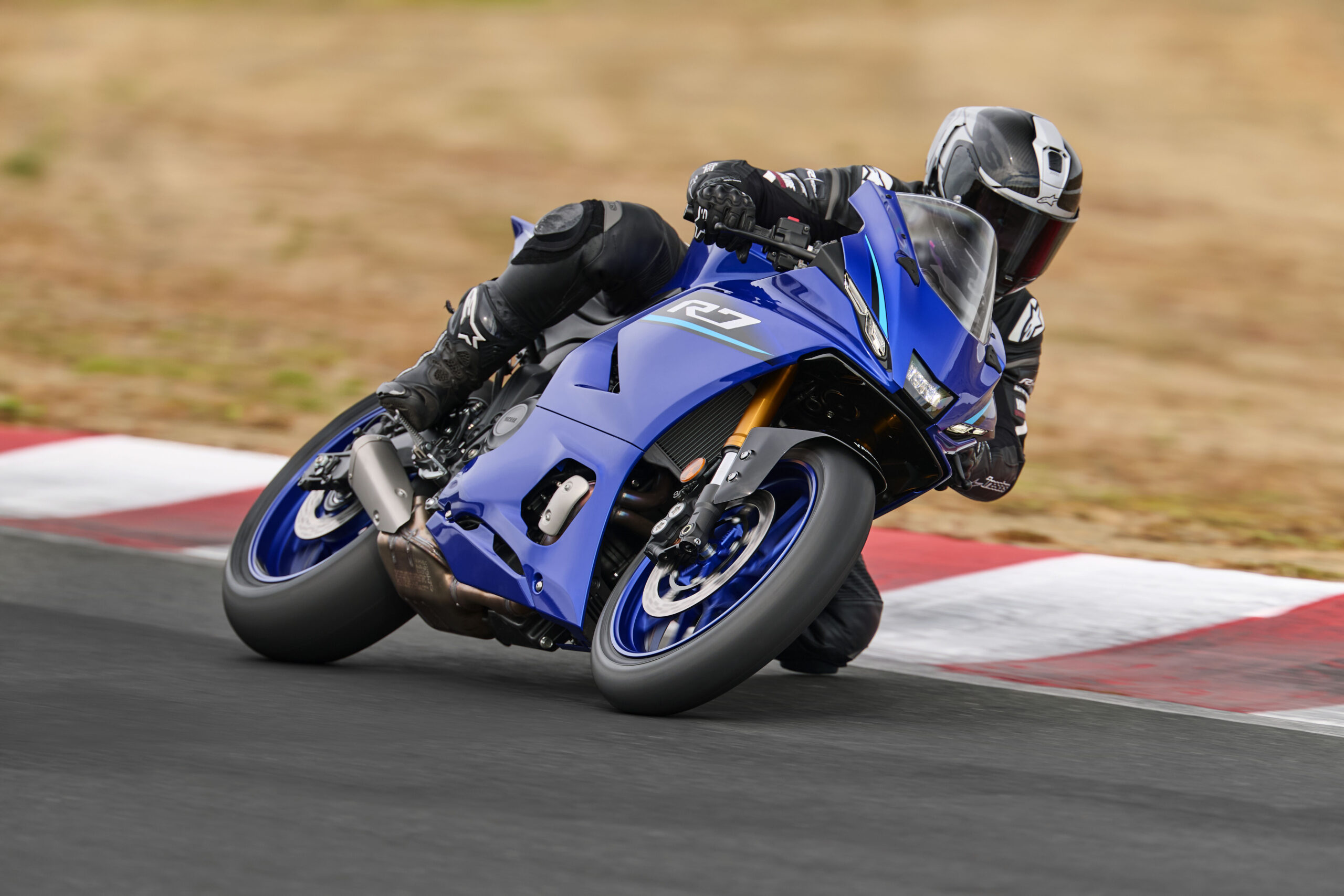 14 New YAMAHA YZF-R7 2026 ถ่ายทอด Race-Bred DNA