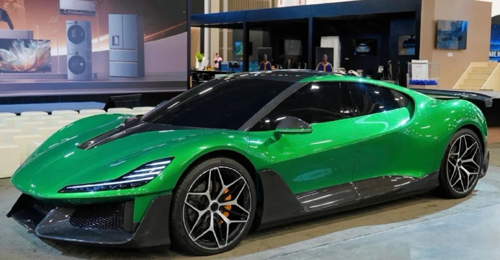 Dreame Rocket Car