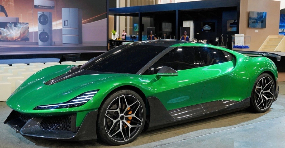 Dreame Rocket Car