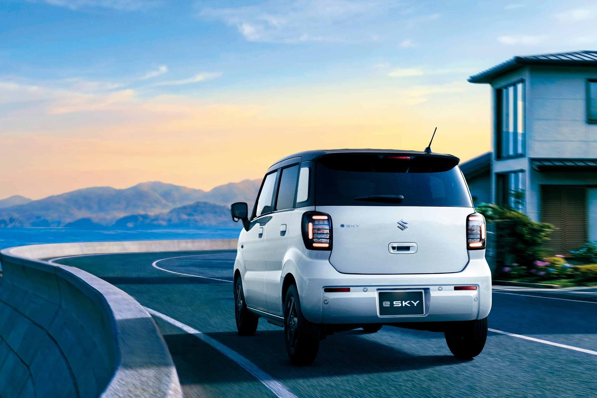 Suzuki e SKY EV