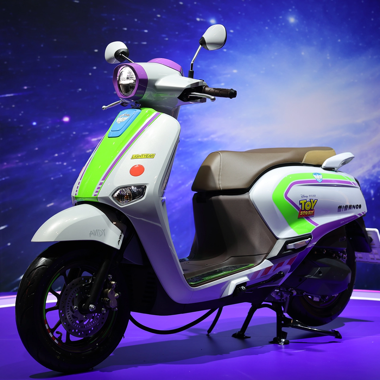 New Honda Giorno+ BUZZ LIGHTYEAR Limited Edition รถออโตเมติกแฟชั่นคอลแลบ Disney Pixar