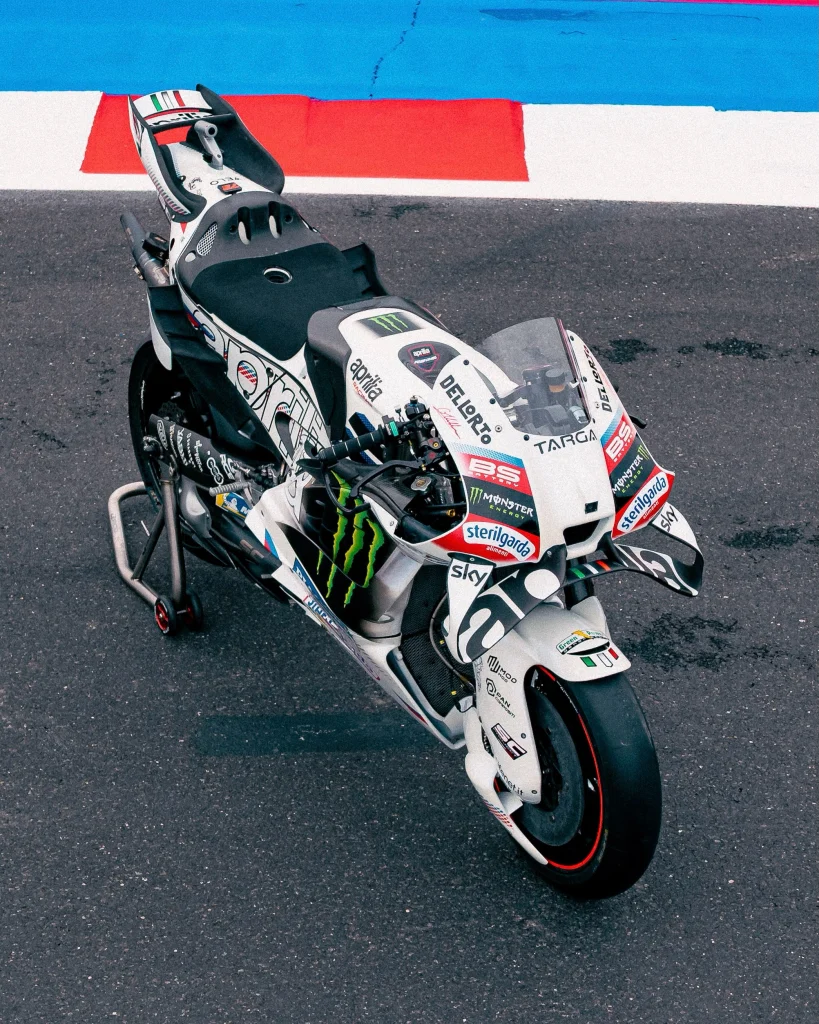 Aprilia Perla Bianca