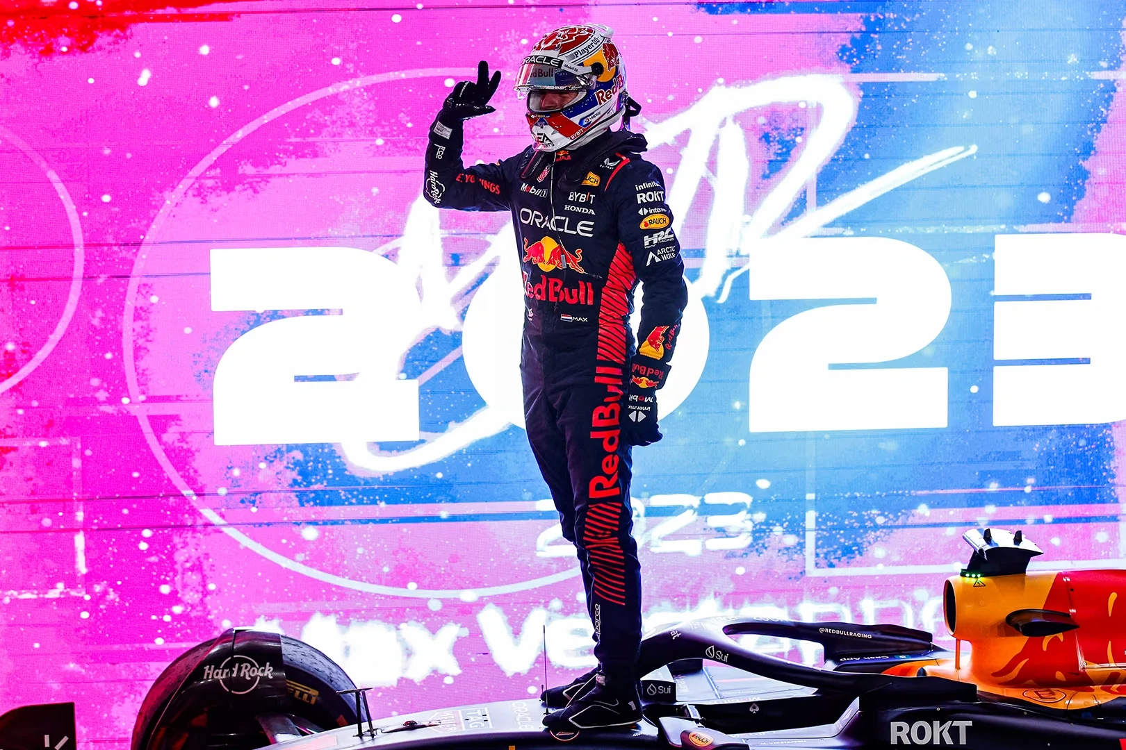 F1