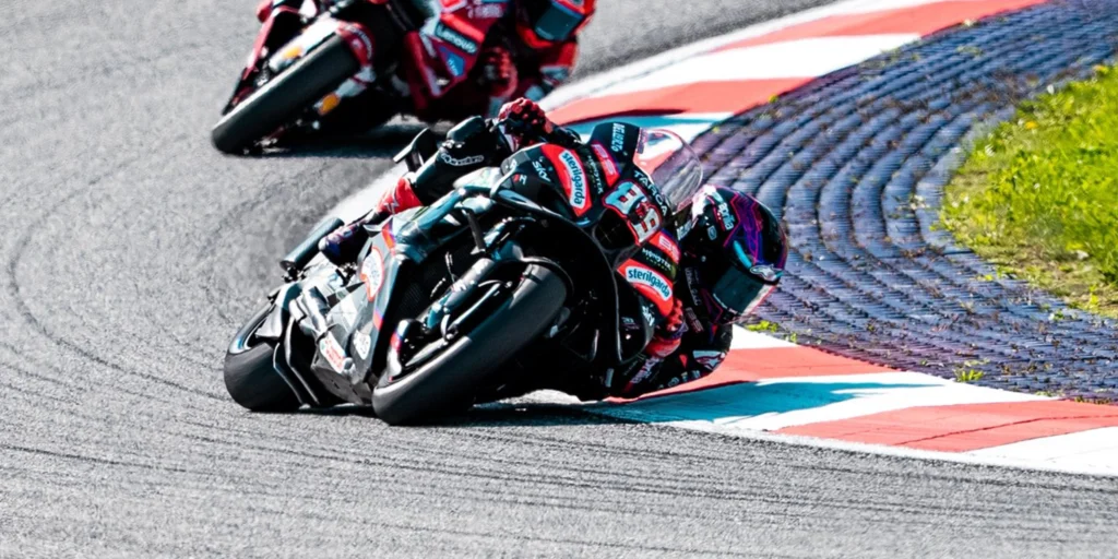 ข่าว MotoGP ล่าสุด Jorge Martin ยืนยันไม่ผ่าตัดแขน ลุยศึกโค้งสุดท้าย 2026