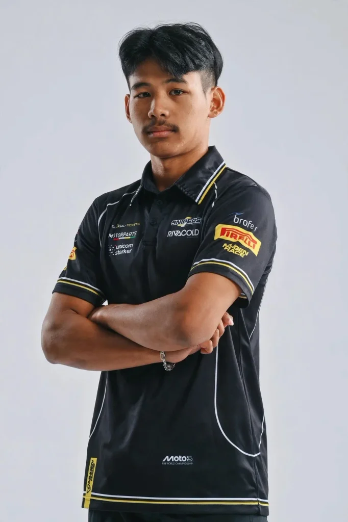 ไม้คิว เกียรติศักดิ์