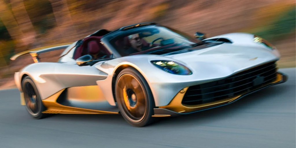 Aston Martin Valhalla Spider เปิดตัวไฮบริด V8 1,079 PS เปิดหลังคาทำความเร็ว 350 กม./ชม.