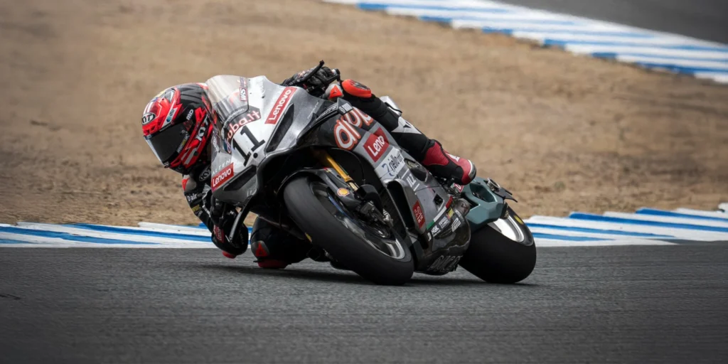 Ducati WorldSBK 2026 ปิดฤดูกาลไร้พ่าย Bulega เหมา 3 แชมป์ ฉลอง 100 ปี