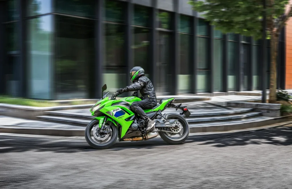 2027 Kawasaki Ninja 650