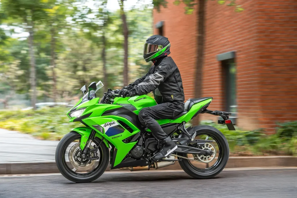2027 Kawasaki Ninja 650